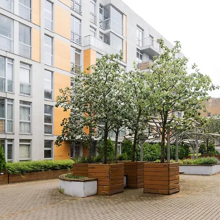 公寓 Spacious In A Park Zone With The Private Terrace 里加